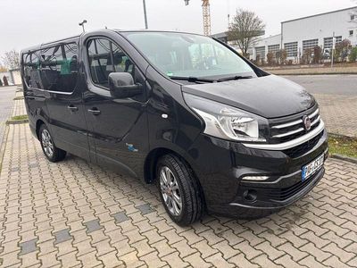Gebraucht Fiat Talento Family 145 PS (106 kW) 2017 Schwarz Van / Kleinbus