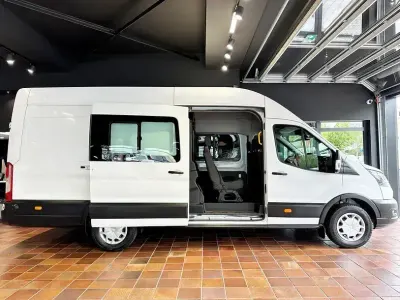 Gebraucht Ford Transit Trend 131 PS (96 kW) 2023 Frostweiß Van