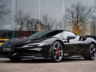 Gebraucht Ferrari SF90 999 PS (734 kW) 2024 Schwarz