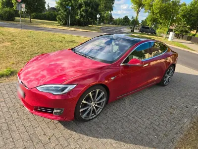Gebraucht Tesla Model S 309 kW (421 PS) 2017 Rot Kleinwagen