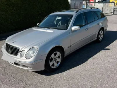 Gebraucht Mercedes E320 224 PS (164 kW) 2003 Silber Kombi