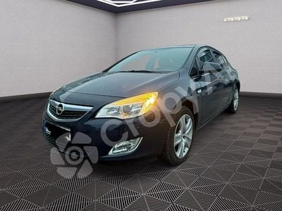 Gebraucht Opel Astra 75 PS (55 kW) 2011 Blau Limousine
