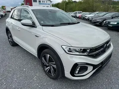 Gebraucht VW T-Roc IQ Drive 150 PS (110 kW) 2025 Andere SUV