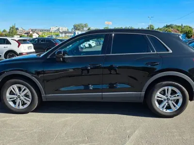 Gebraucht Audi Q3 190 PS (139 kW) 2024 Schwarz SUV