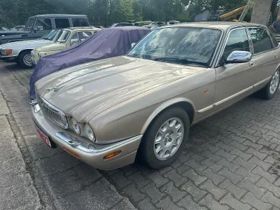 Gebraucht Jaguar XF 237 PS (174 kW) 2001 Gold Limousine