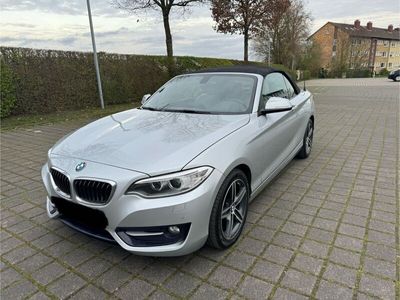 gebraucht BMW 220 i 184 PS Cabrio Sport Line Navi/PDC/Automtik