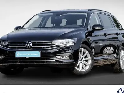 Gebraucht VW Passat Elegance 150 PS (110 kW) 2024 Schwarz Kombi