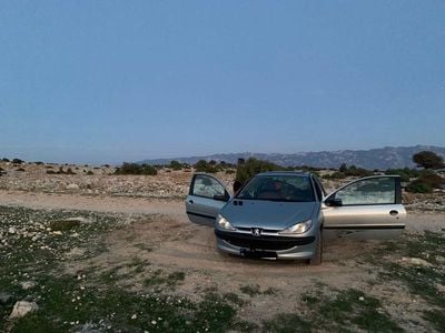 Gebraucht Peugeot 206 60 PS (44 kW) 2001 Silber Limousine