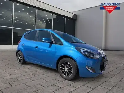 Gebraucht Hyundai ix20 Style 116 PS (85 kW) 2015 Blau Kleinwagen