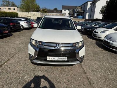 Gebraucht Mitsubishi Outlander 150 PS (110 kW) 2017 Weiß SUV