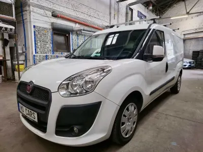 Gebraucht Fiat Doblò 101 PS (74 kW) 2012 Weiß Van / Kleinbus