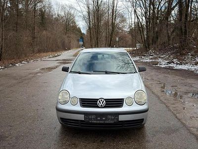 Gebraucht VW Polo 64 PS (47 kW) 2003 Silber Kleinwagen