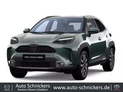 Nuova Toyota Yaris Cross Advance 131 CV (96 kW) 2026 Verde SUV