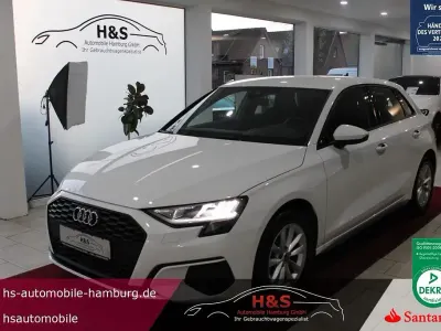 Gebraucht Audi A3 Sport 150 PS (110 kW) 2023 Weiß Limousine