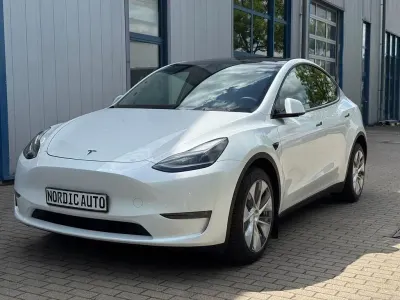 Gebraucht Tesla Model Y Long Range RWD 378 kW (514 PS) 2023 Weiß SUV