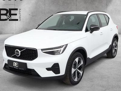 Weiß Neu 2025 Volvo XC40 Plus SUV | 43.950 € (Guter Preis)