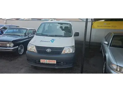Gebraucht Toyota HiAce 117 PS (86 kW) 2008 Weiß Van