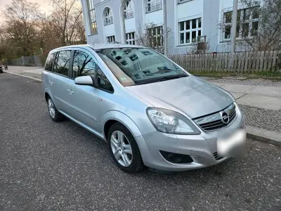 Gebraucht Opel Zafira 155 PS (114 kW) 2008 Silber Van / Kleinbus