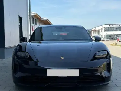 Gebraucht Porsche Taycan GTS 439 kW (598 PS) 2022 Schwarz Limousine