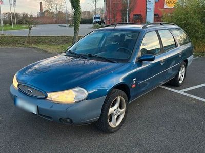 gebraucht Ford Mondeo Turnier 105 TKM mit AHK