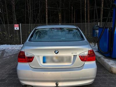 Gebraucht BMW 318 129 PS (94 kW) 2006 Silber Limousine