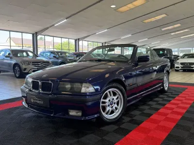 Gebraucht BMW 328 Cabriolet M Sport 193 PS (141 kW) 1996 Blau Cabrio