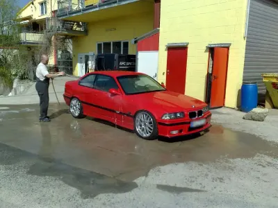 Gebraucht BMW 325 192 PS (141 kW) 1994 Rot Coupé