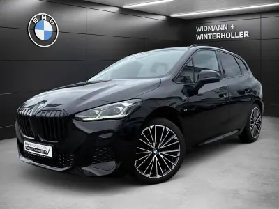 Gebraucht BMW 218 Active Tourer Comfort Edition 136 PS (100 kW) 2024 Schwarz Van / Kleinbus