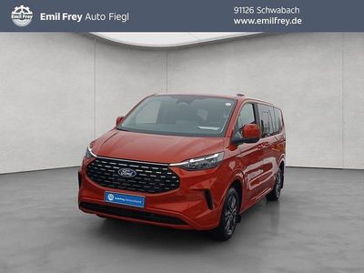 Neu Ford Tourneo Titanium 136 PS (100 kW) 2025 Rot Van / Kleinbus
