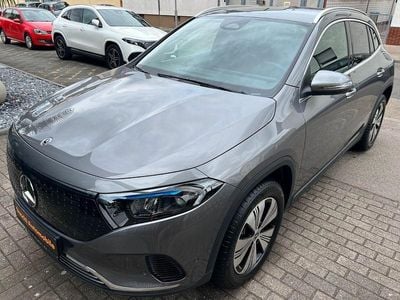 Mercedes EQA300