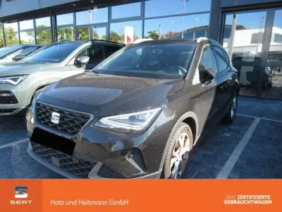 Begagnad Seat Arona FR 110 HK (80 kW) 2023 Svart SUV