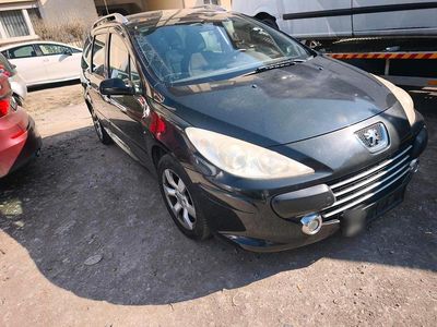 Second-hand Peugeot 307 90 CP (66 kW) 2007 Negru Break