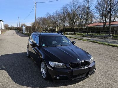 gebraucht BMW 330 d xDrive Touring -M-Paket-AHK