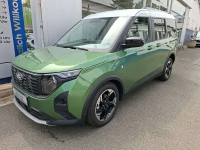 Gebraucht Ford Tourneo Courier Active 125 PS (91 kW) 2025 Bursting green Van / Kleinbus