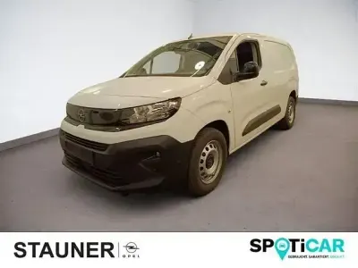 Gebraucht Opel Combo 131 PS (96 kW) 2025 Weiß Van / Kleinbus