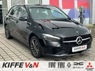 Gebraucht Mercedes B250e Advanced 218 PS (160 kW) 2024 Schwarz Van / Kleinbus