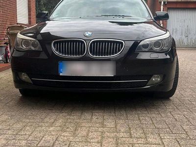 BMW 523