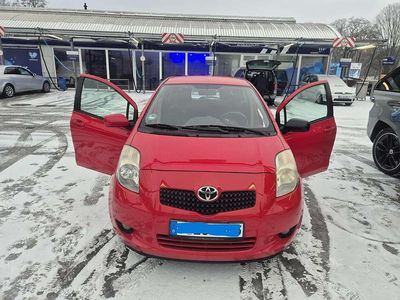 Gebraucht Toyota Yaris 69 PS (50 kW) 2008 Limousine