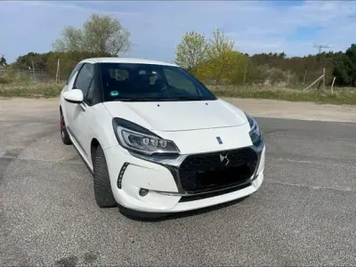 Gebraucht Citroën C3 90 PS (66 kW) 2018 Weiß Kleinwagen