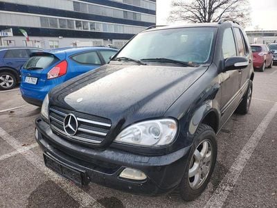 Gebraucht Mercedes ML270 163 PS (119 kW) 2003 Schwarz SUV