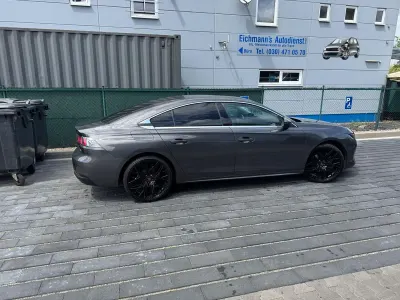 Gebraucht Peugeot 508 Allure 131 PS (96 kW) 2021 Grau Limousine