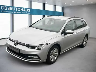 Brugt VW Golf VIII Life 110 HK (80 kW) 2024 Sølv Stationcar