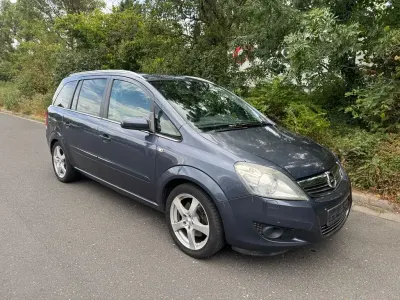 Gebraucht Opel Zafira Innovation 150 PS (110 kW) 2009 Blau Van / Kleinbus