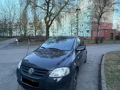 Usata VW Fox 74 CV (54 kW) 2006 Grigio Utilitaria