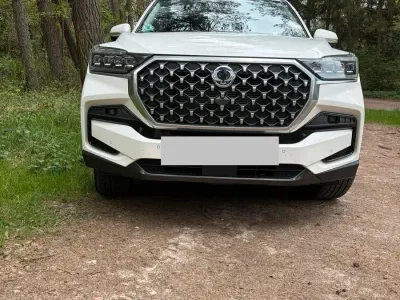 Gebraucht SsangYong Rexton Quartz 203 PS (149 kW) 2022 Weiß SUV