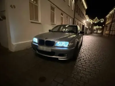Gebraucht BMW 318 105 PS (77 kW) 2004 Silber Limousine