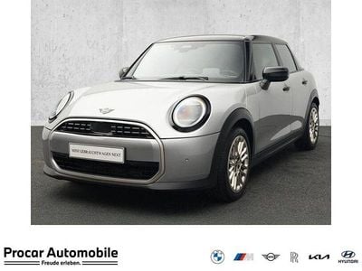 Gebraucht Mini Cooper Favoured 156 PS (114 kW) 2024 Silber Kleinwagen