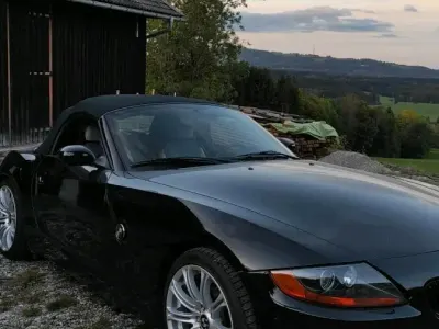 Gebraucht BMW Z4 192 PS (141 kW) 2002 Schwarz Cabrio