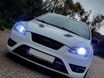 Gebraucht Ford Focus ST 379 PS (278 kW) 2007 Weiß Limousine