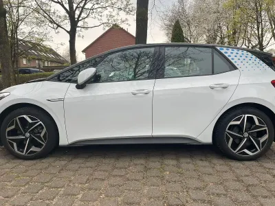 Gebraucht VW ID.3 Pro Performance 150 kW (204 PS) 2022 Weiß Kleinwagen
